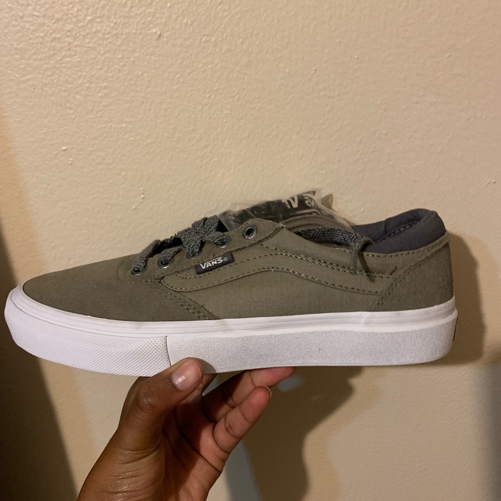 GILBERT CROCKETT PRO VANS. BRAND NEW WITH TAGS!